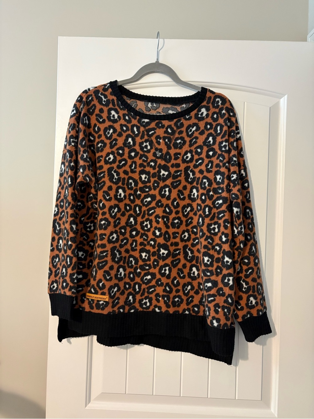 Simply Southern Leopard Print Fuzzy Crew Pullover Sweater Medium Cozy Fall Layer